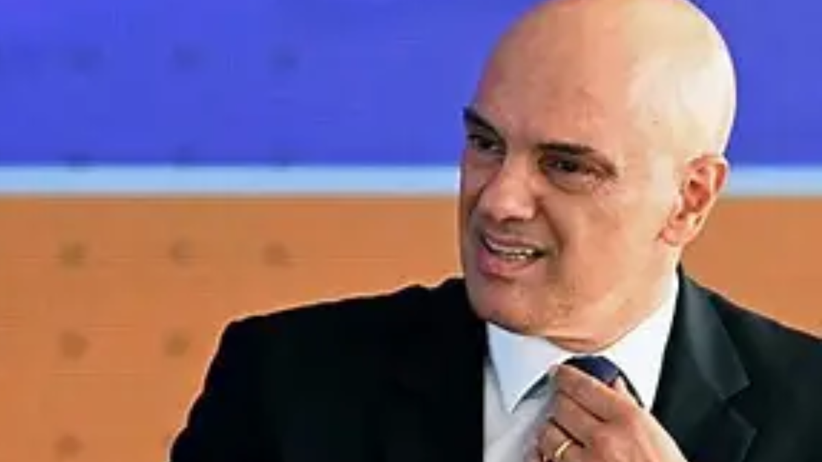 Moraes se declara impedido em caso de ameaça à sua família, mas mantém prisões 