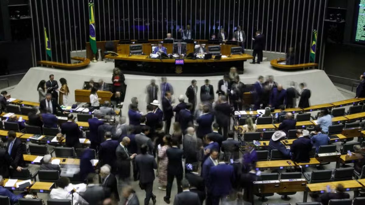 Câmara aprova proposta do pacote fiscal de Haddad; veja como votou cada deputado