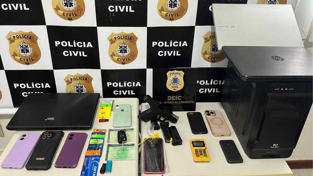 Polícia Civil desarticula quadrilha que aplicava golpes com cartões clonados 