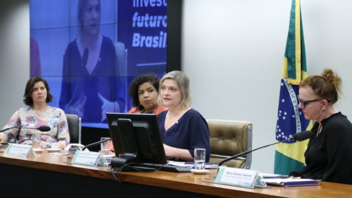 Líder do PL da Câmara propõe isenção de IRPF para quem ganha até R$ 10 mil