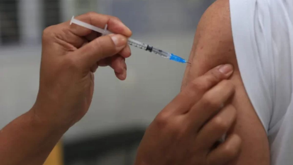 SAÚDE: Lula anuncia vacina 100% nacional de dose única contra a dengue 