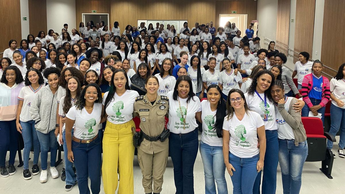 Comandante da 97ª CIPM participa de evento pelo dia da mulher em Conceição do Jacuípe  