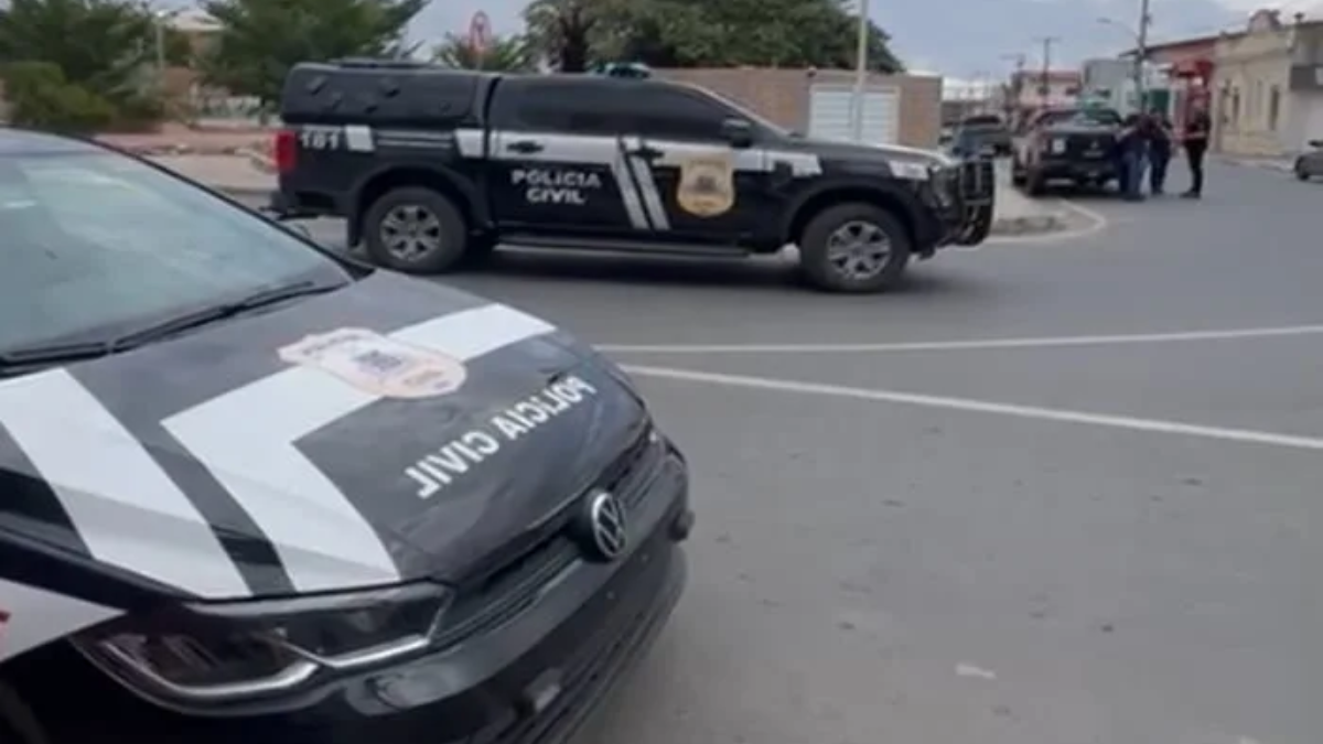 Polícia Civil prende funcionárias de representante bancário suspeitas de aplicar golpes em idosos em Coração de Maria 