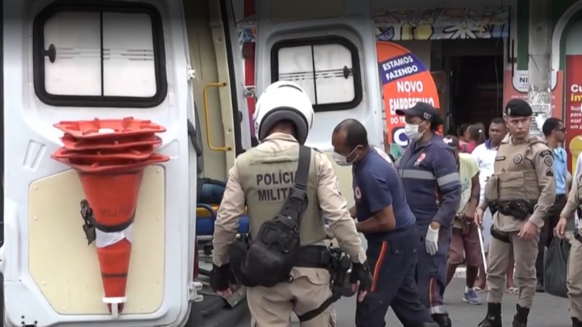 Duas estudantes são atropeladas em Feira de Santana; condutora não tinha habilitação 