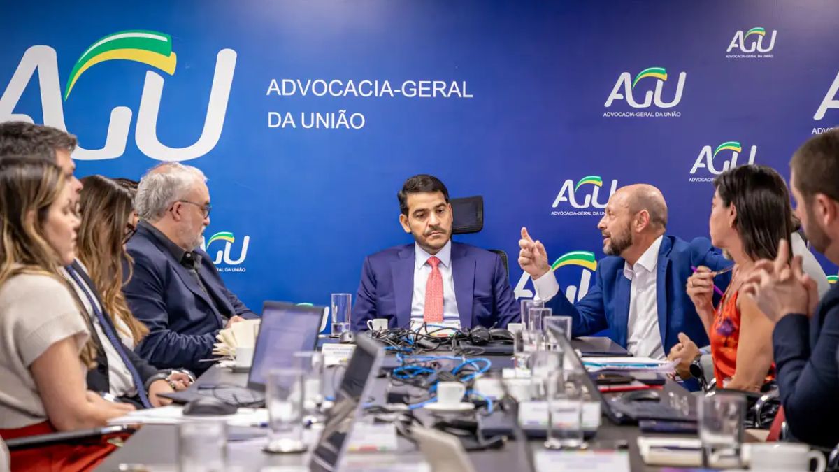 INSS prepara plano para ressarcir aposentados vítimas de fraude 