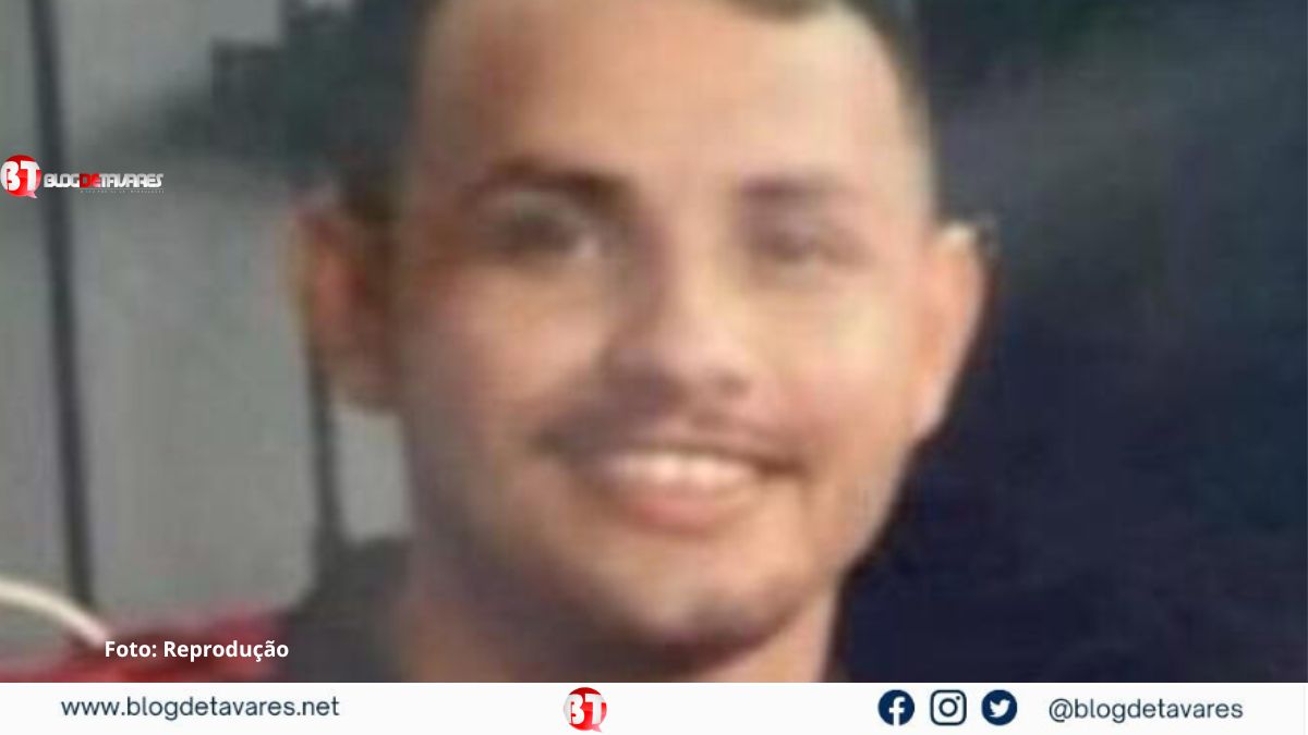   Jovem é brutalmente assassinado enquanto dava colo para a filha pequena 