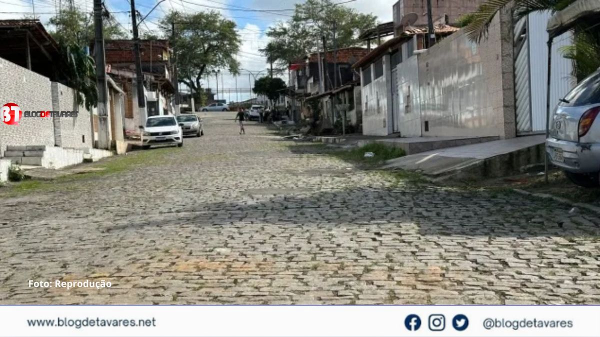 Mulher é assassinada com vários tiros dentro de sua residência