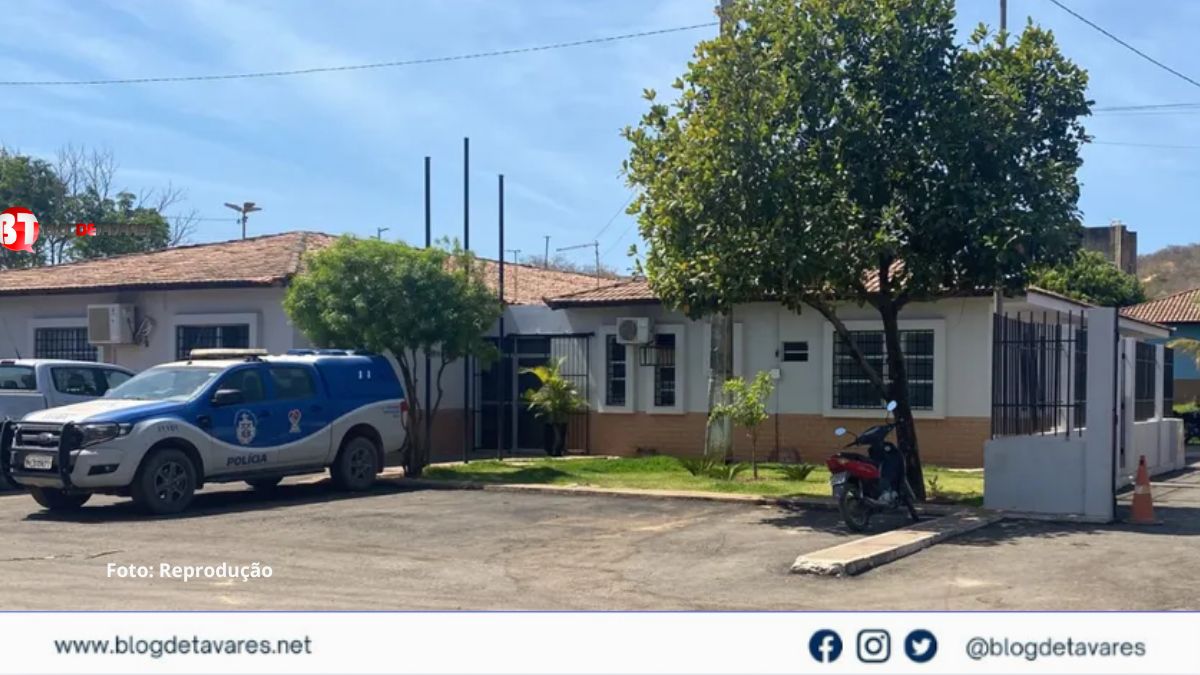 Homem tenta se passar por irmão gêmeo idêntico para evitar prisão em academia na Bahia; suspeito descumpriu medida protetiva 