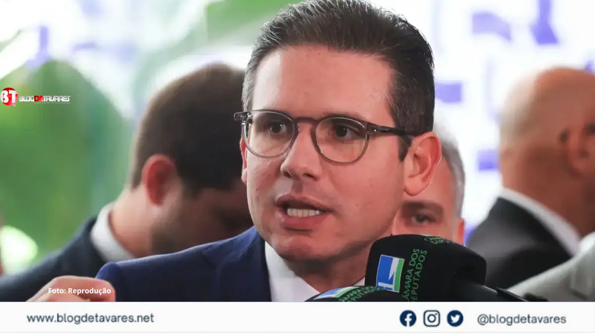 Hugo Motta se reúne com líderes partidários para tratar de anistia a envolvidos no 8 de Janeiro 