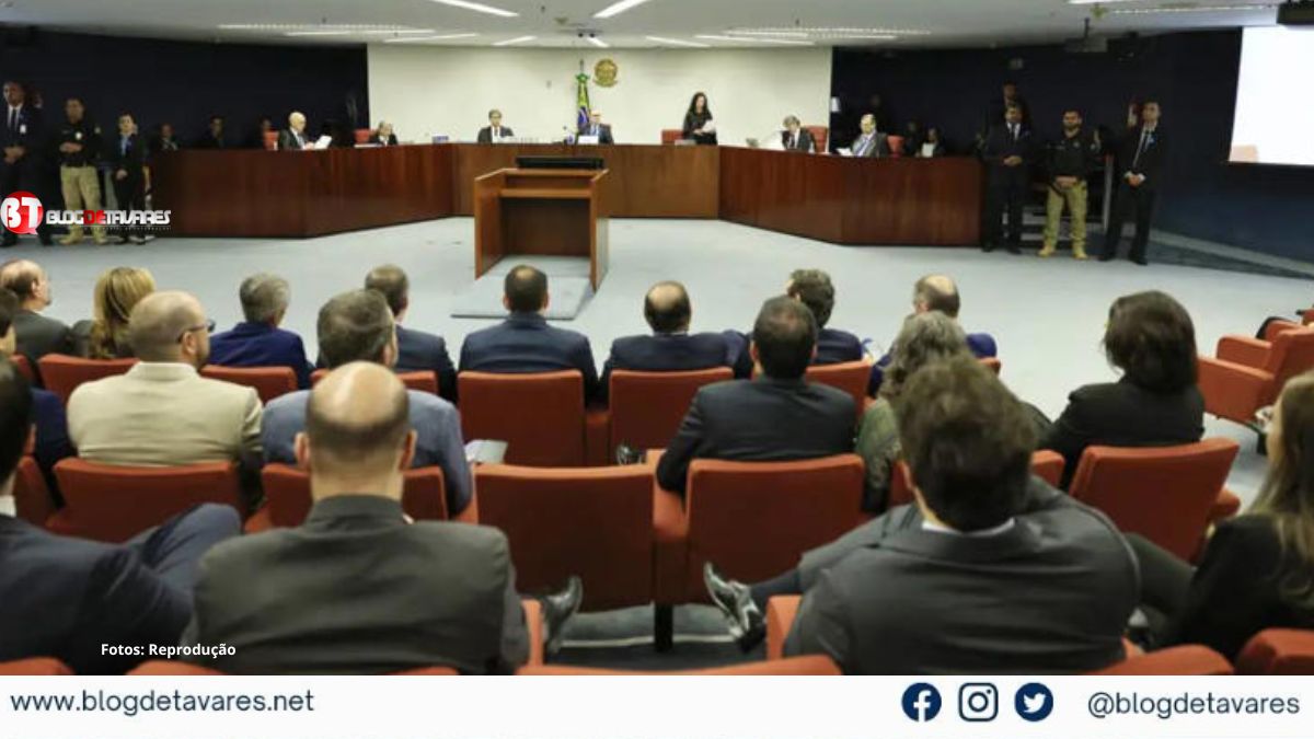 Julgamento de Bolsonaro no STF ganha sessão extra para ser concluído 