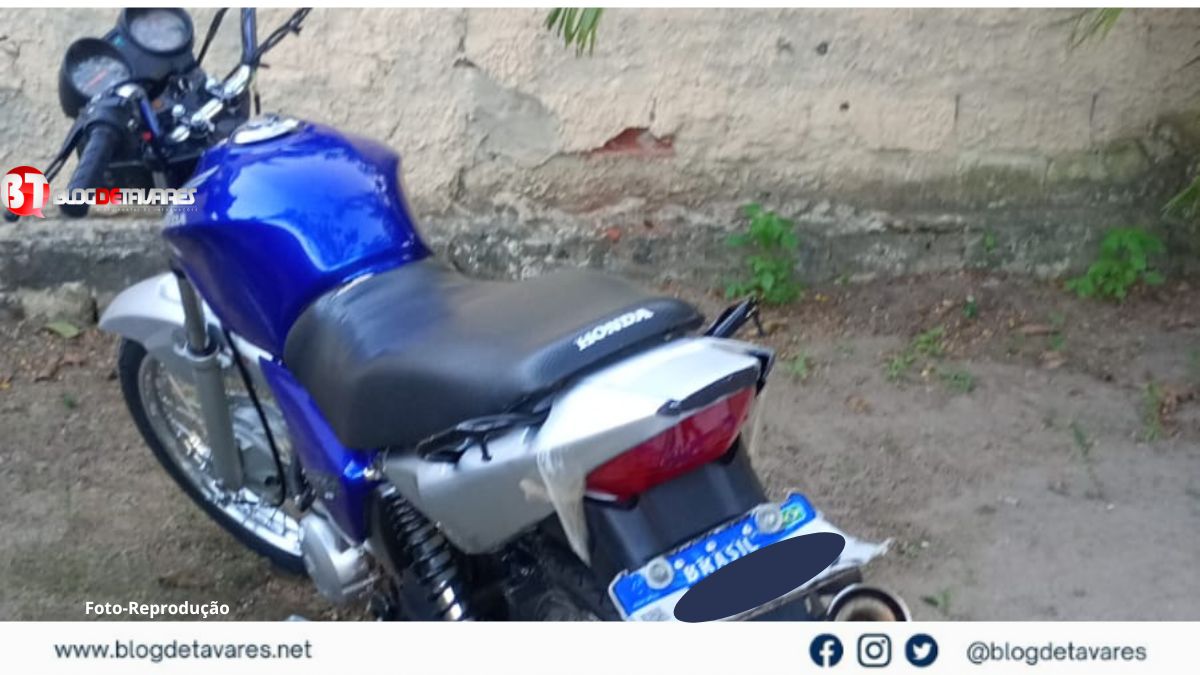 IRARÁ: PM apreende motocicleta com diversas irregularidades