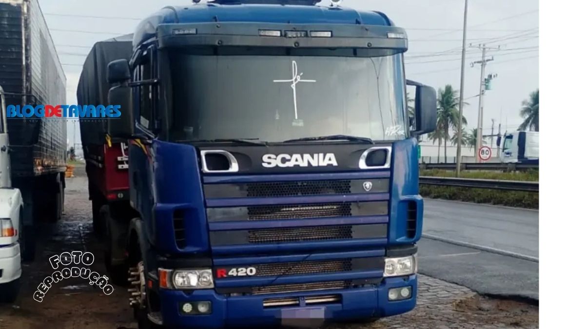 Motorista é encontrado morto em carreta na BR-324 