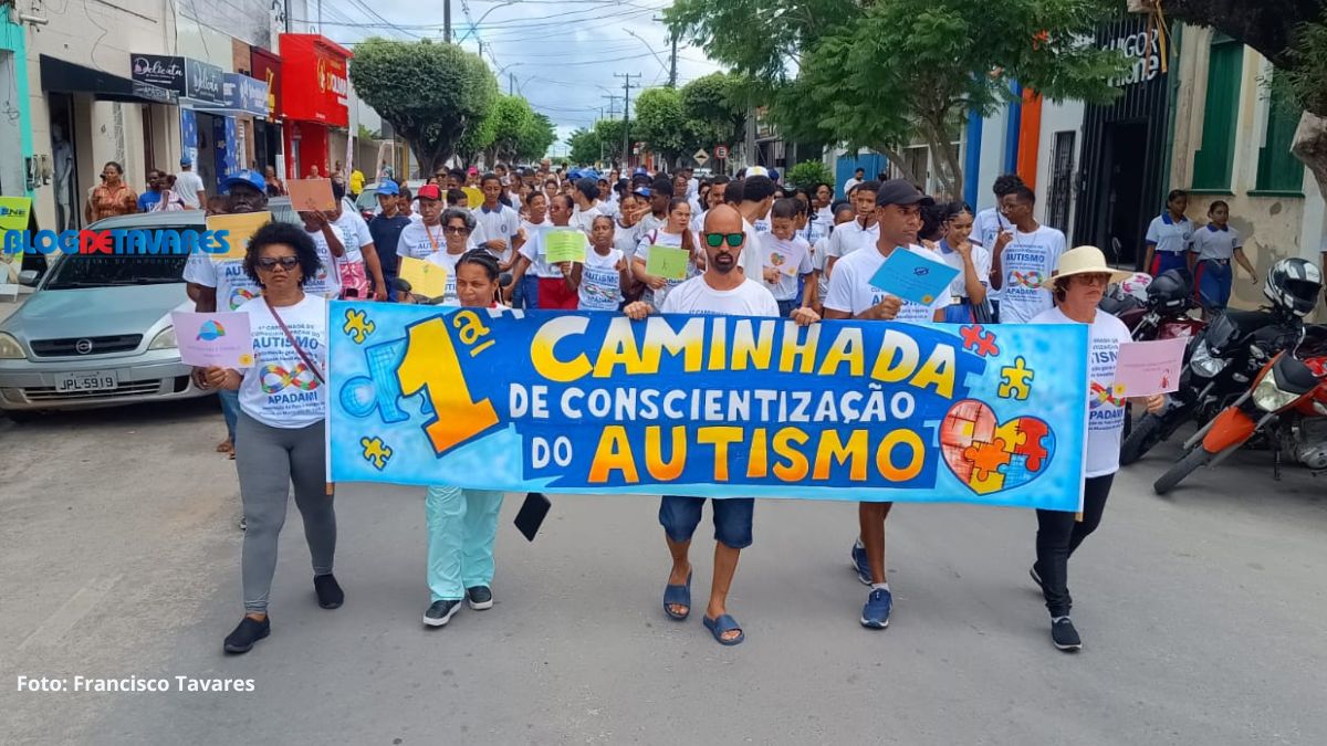 IRARÁ: APADAMI realiza primeira Caminhada de Conscientização do Autismo; veja!