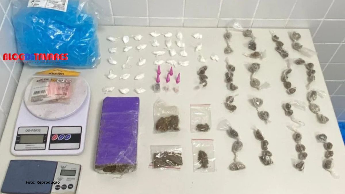 53 buchas de maconha e 31 papelotes de cocaína são apreendidos no bairro Queimadinha