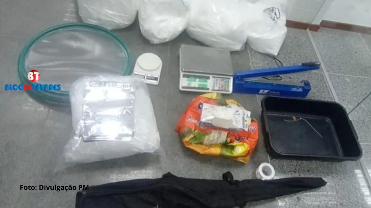 PM apreende drogas com mulher na Mangabeira 