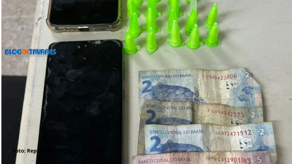 upla é flagrada com drogas durante ação da PM em Conceição do Jacuípe