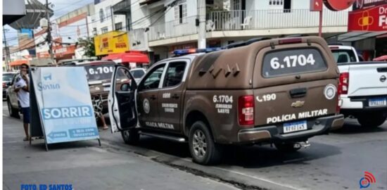 Mulher e adolescente são baleados dentro de farmácia, em Feira de Santana 
