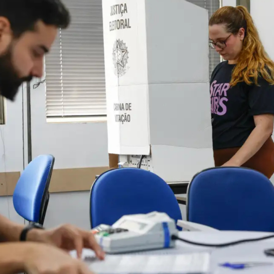 Eleitor que faltou ao primeiro turno pode votar no segundo
